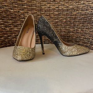 US size 9.5- black and gold glitter heels- NEVER WORN! Perfect condition